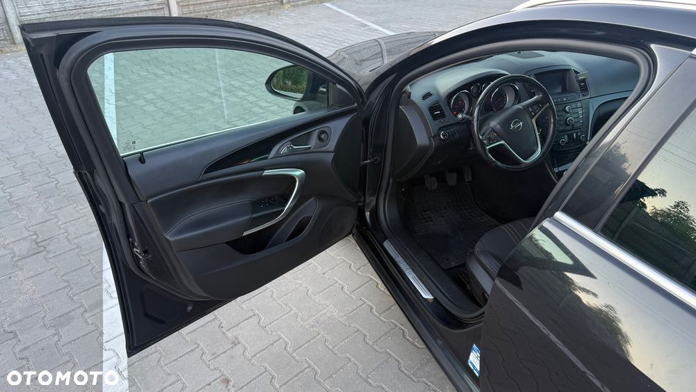 Opel Insignia 2.0 CDTI - 11