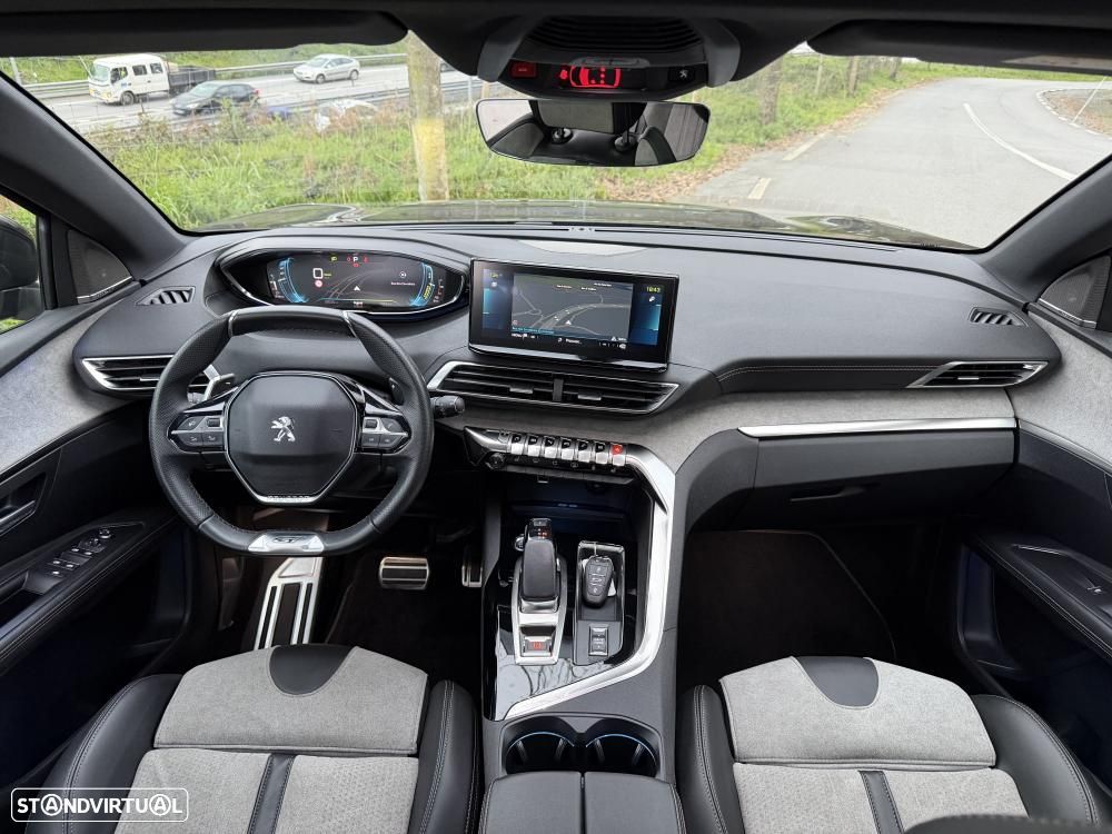 Peugeot 3008 1.6 Hybrid GT Pack e-EAT8 - 28