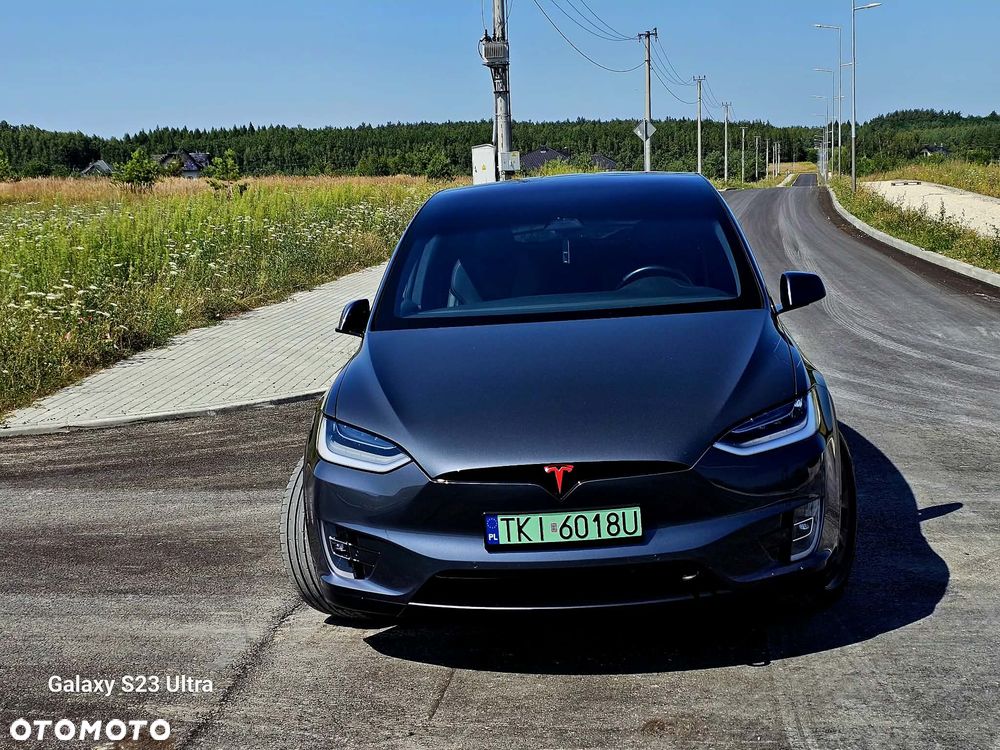 Tesla Model X 2020 photo 3