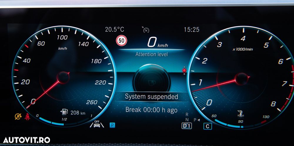 Mercedes-Benz A 220 4Matic 7G-DCT AMG Line - 11