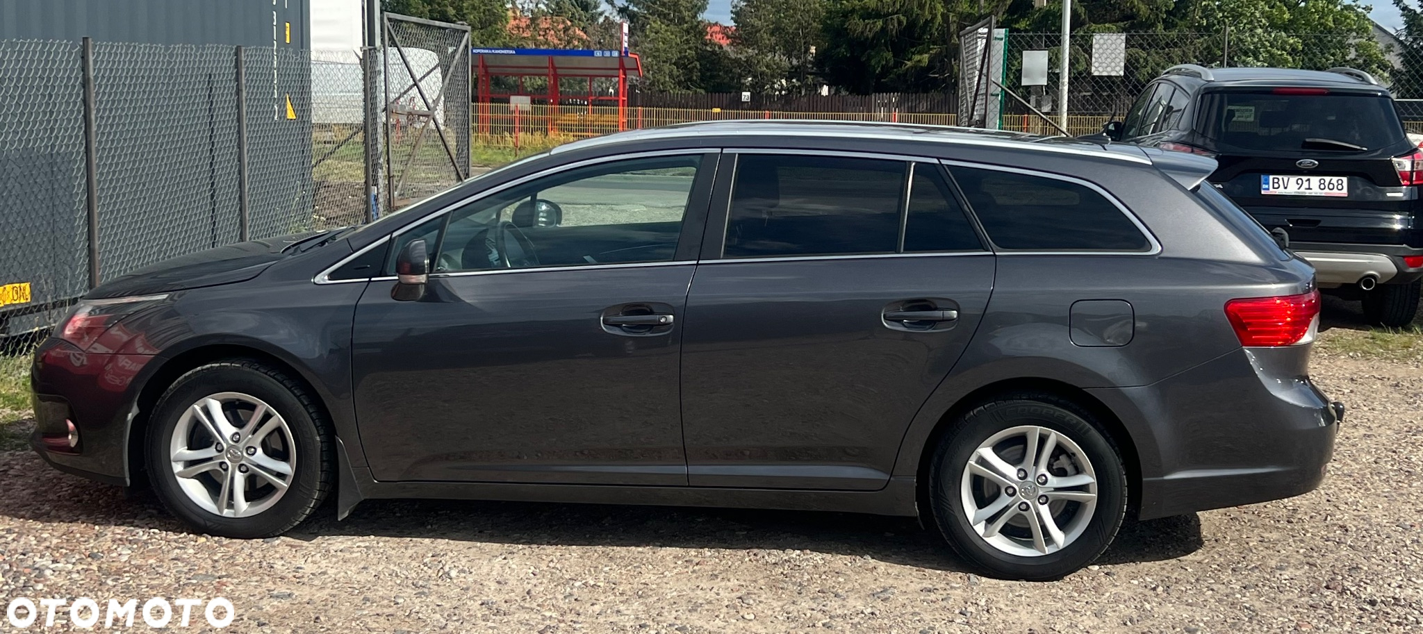 Toyota Avensis Combi 2.0 D-4D Executive - 4