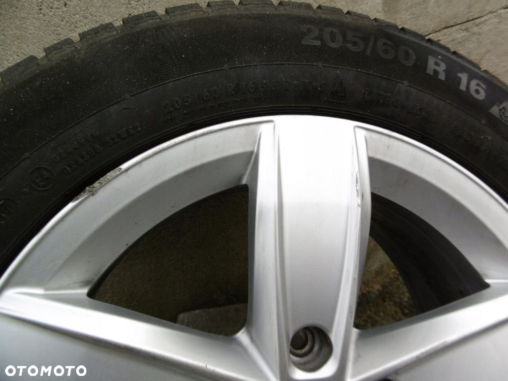 VW SHARAN 7N0 6.5Jx16H2 ET33 5x112 - felga - 4