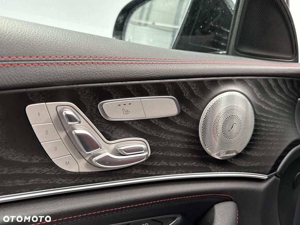 Mercedes-Benz Klasa E - 12