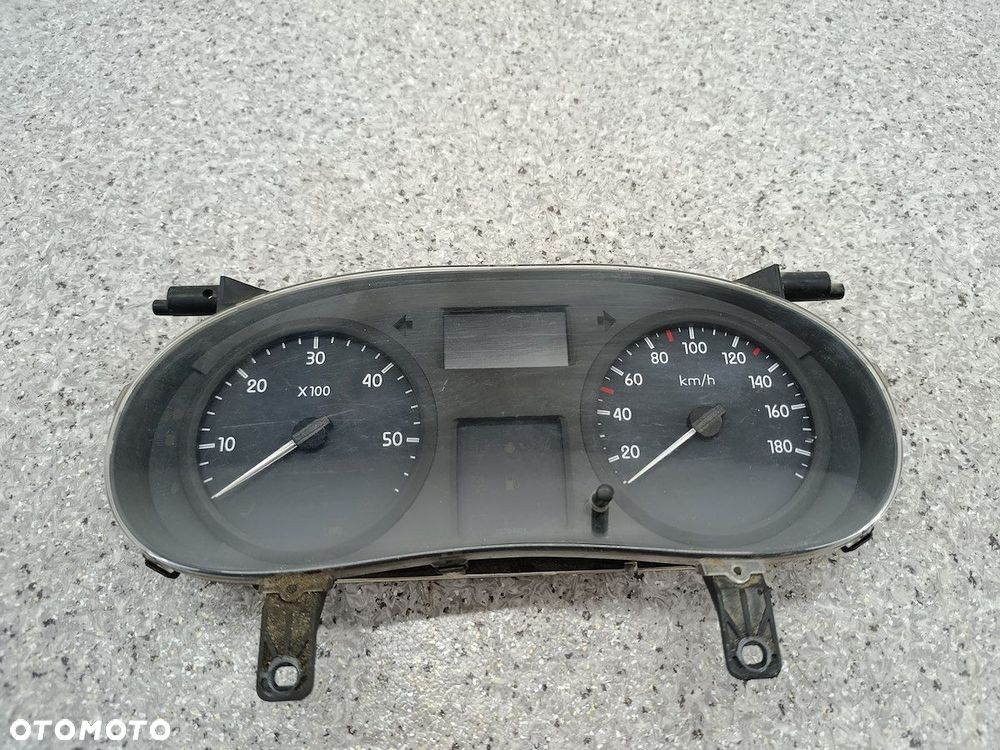 LICZNIK RENAULT MASTER II FL 8200359415 21676821 3.0 DCI - 1