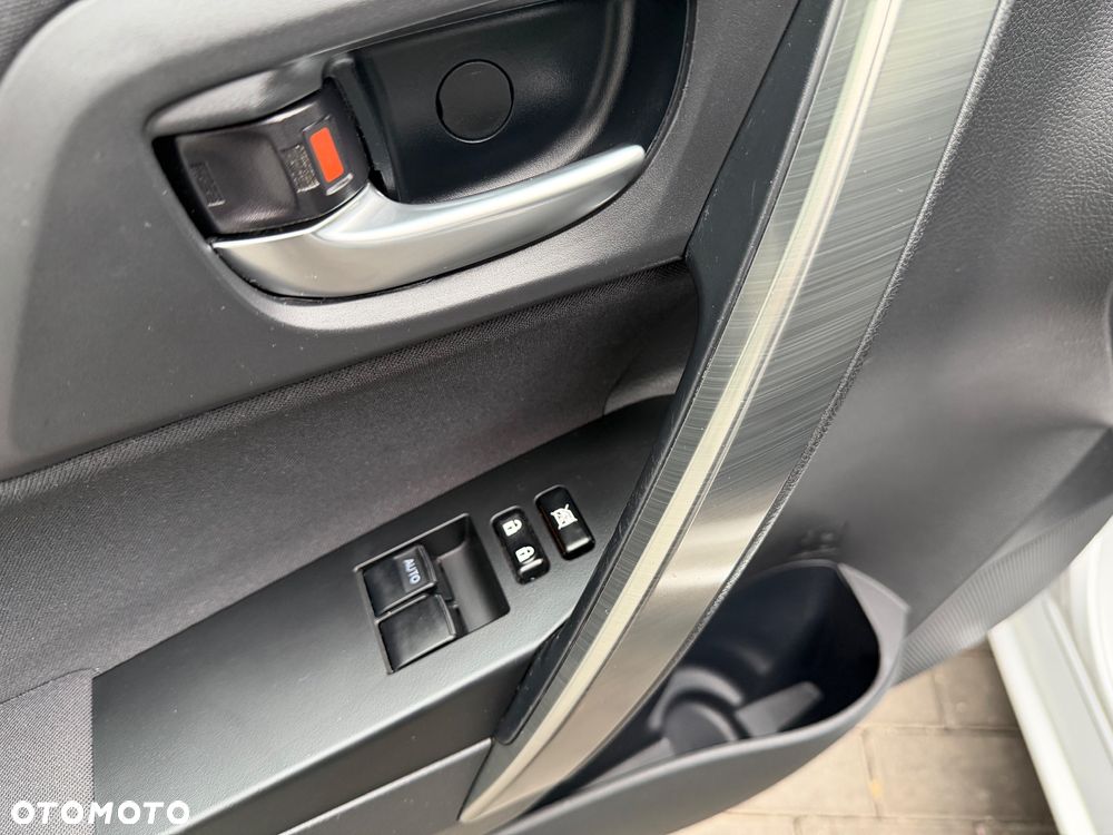 Toyota Auris 1.33 Dual-VVT-i Edition-S - 22