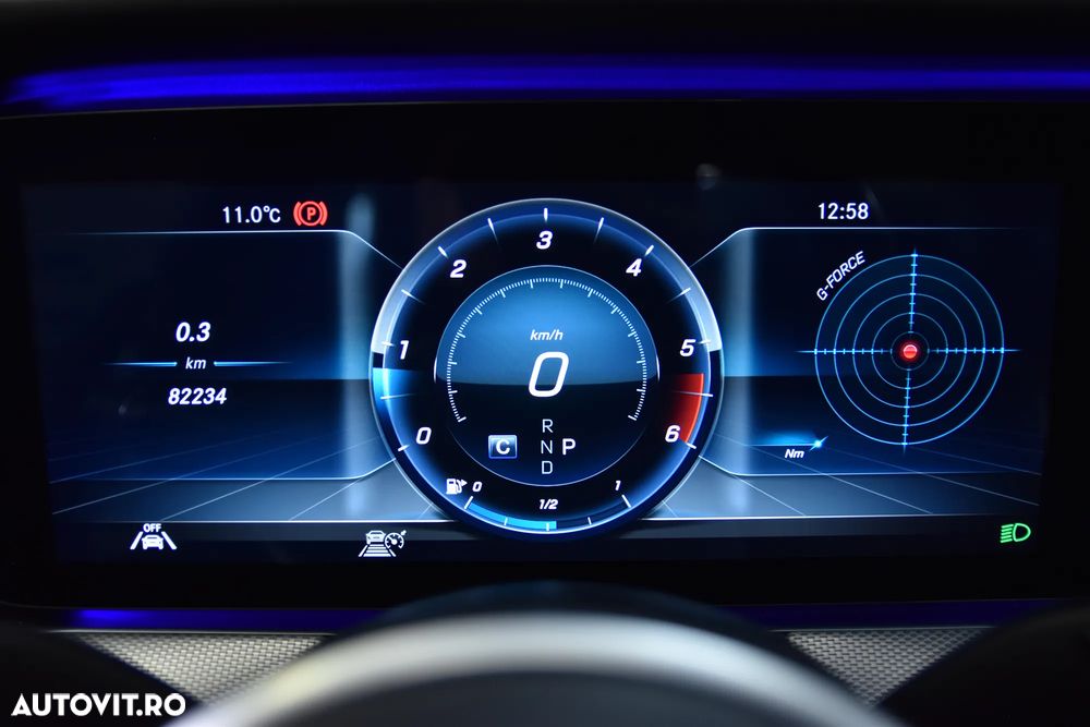 Mercedes-Benz E - 10