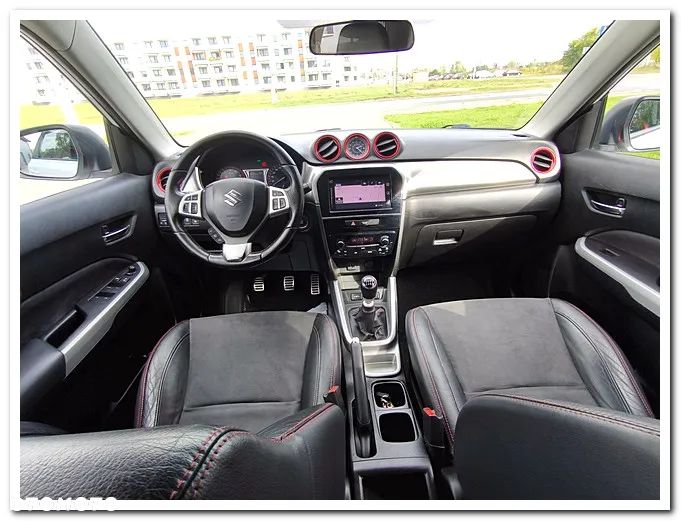 Suzuki Vitara 1.4 Boosterjet Premium 2WD - 31