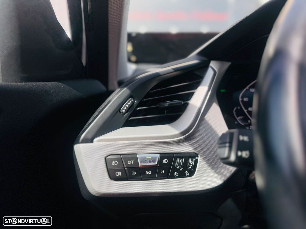 BMW 116 i Line Sport - 25