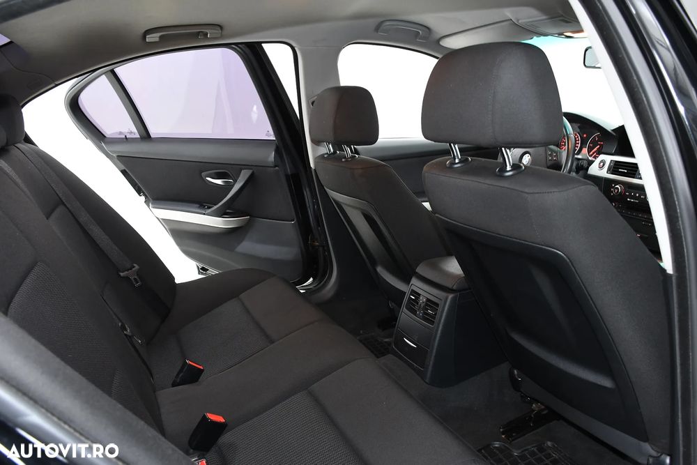 BMW Seria 3 318d - 7