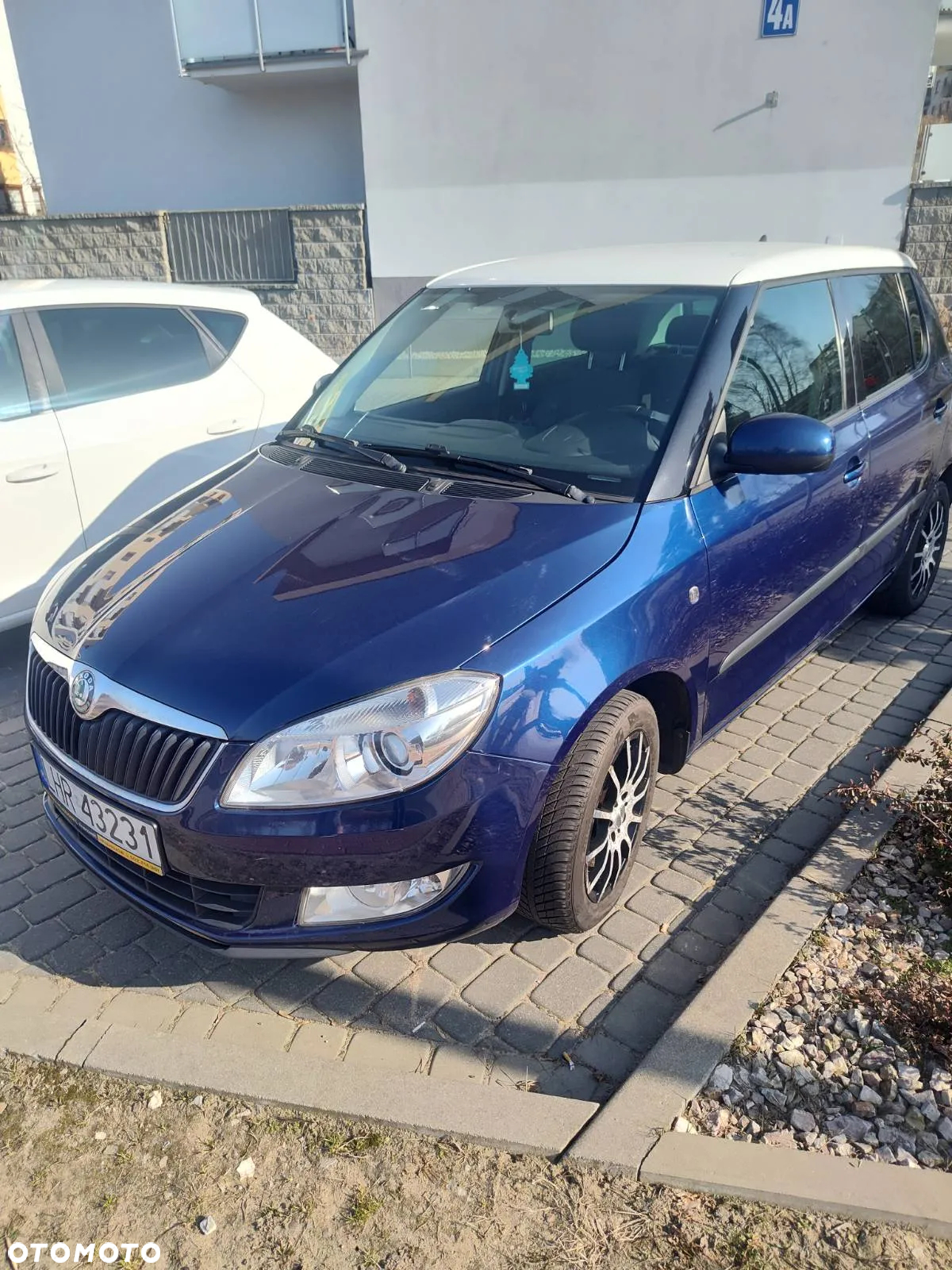 Skoda Fabia 1.2 TSI Monte Carlo - 11