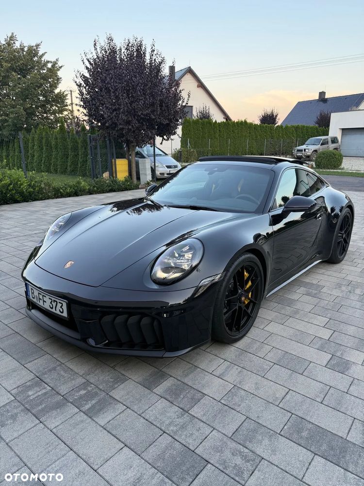 Porsche 911 - 8