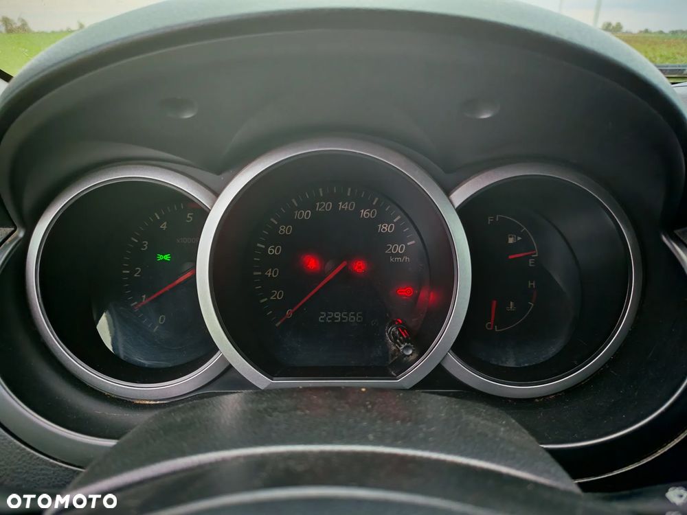 Suzuki Grand Vitara 1.9 DDiS - 15