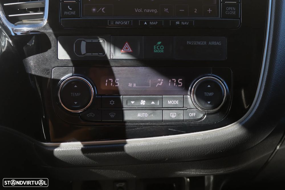 Mitsubishi Outlander - 20