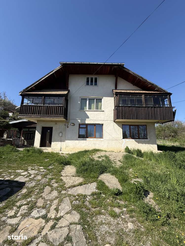 Vilă P+1+M, teren 1.584 mp, poziție ultracentrală – Târgu Neamț - Imagine principală: 5/18