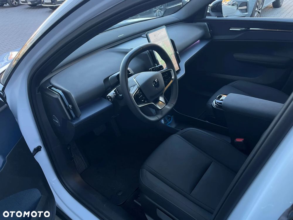 Volvo EX30 69kWh Twin Motor Plus - 10