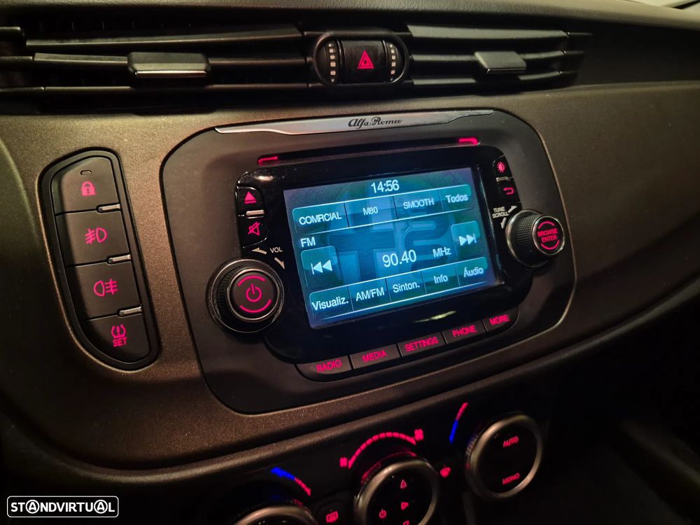 Alfa Romeo Giulietta 1.6 JTDM Impression - 16