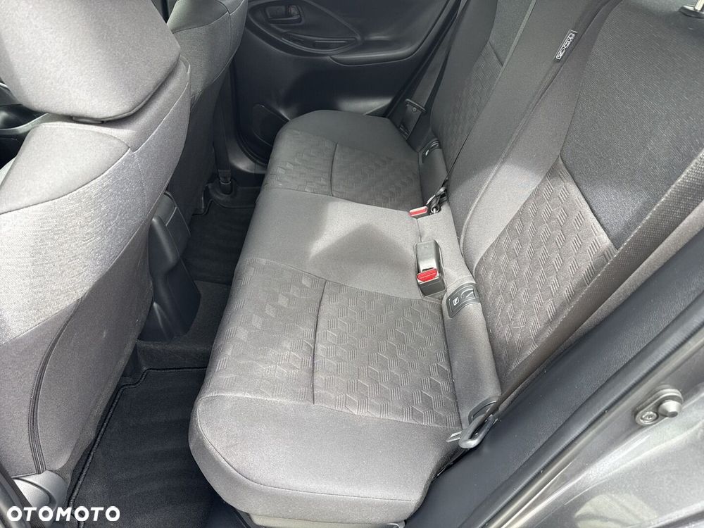 Toyota Yaris Hybrid 1.5 Style - 12
