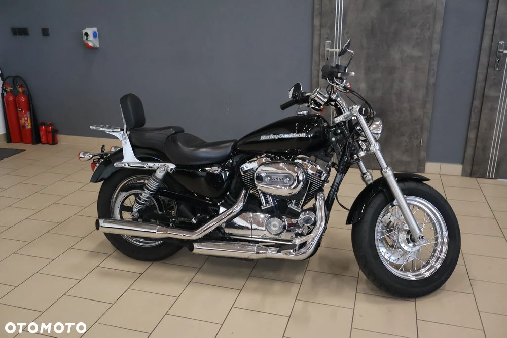 Harley-Davidson Sportster Custom 1200C - 2