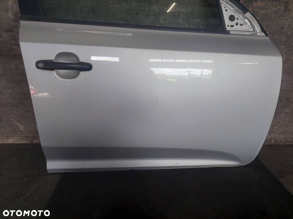 DRZWI KOMPLETNE PRAWY PRZÓD KIA CEED I 9S - 9