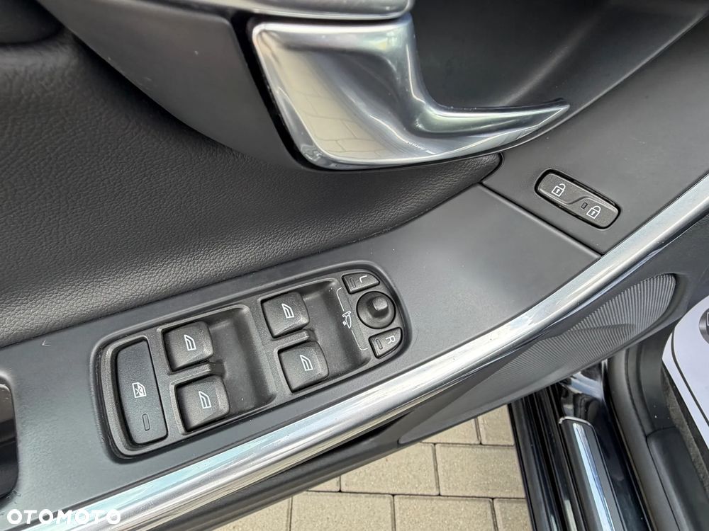 Volvo V60 D3 Drive-E Dynamic Edition (Momentum) - 26