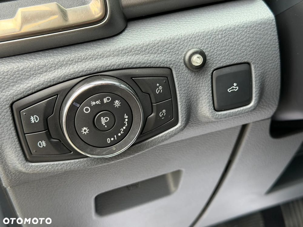Ford Ranger Autm Limited - 15