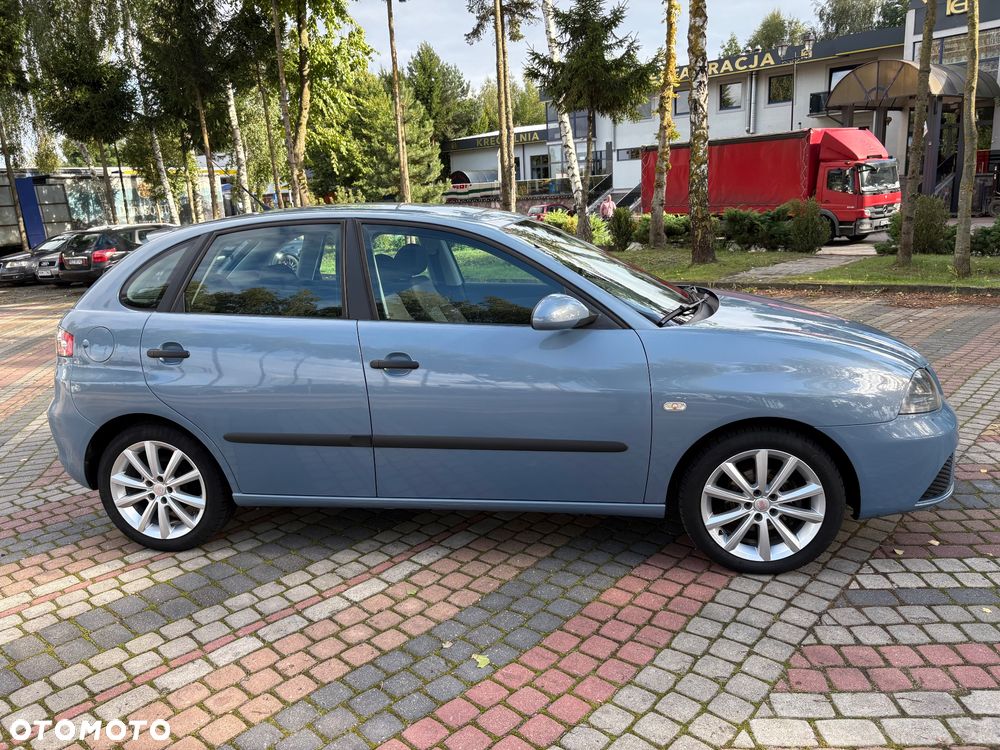 Seat Ibiza 1.4 16V Sport - 25