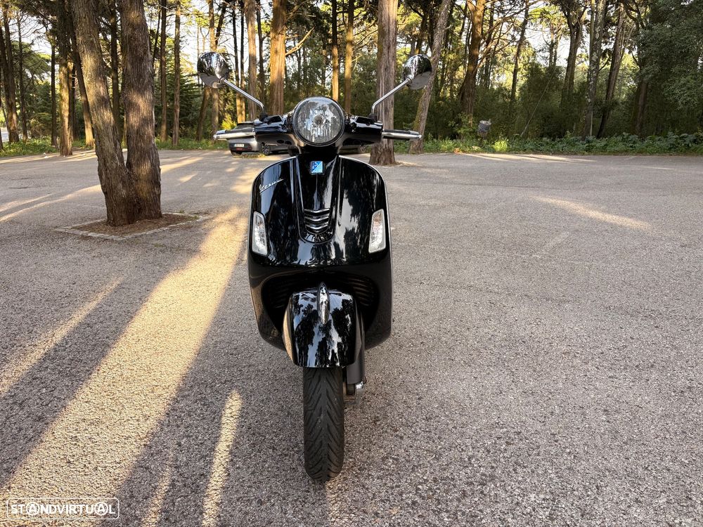 Vespa GTS Super Super - 7
