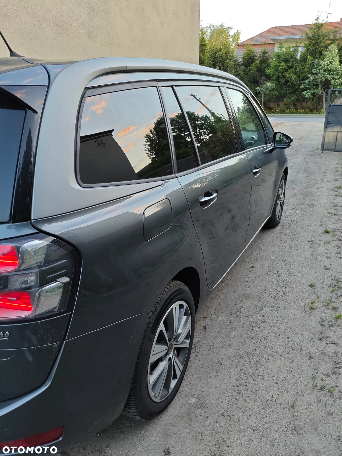 Citroën C4 Grand Picasso 1.6 BlueHDi MoreLife - 4