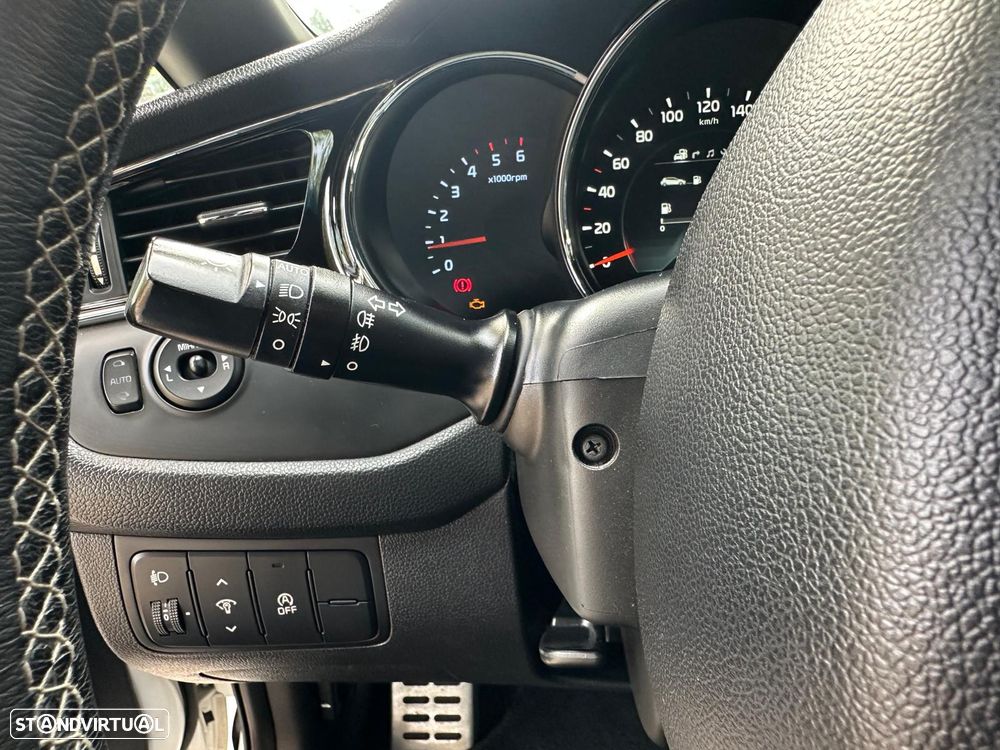 Kia Ceed SW 1.6 CRDi GT Line - 26