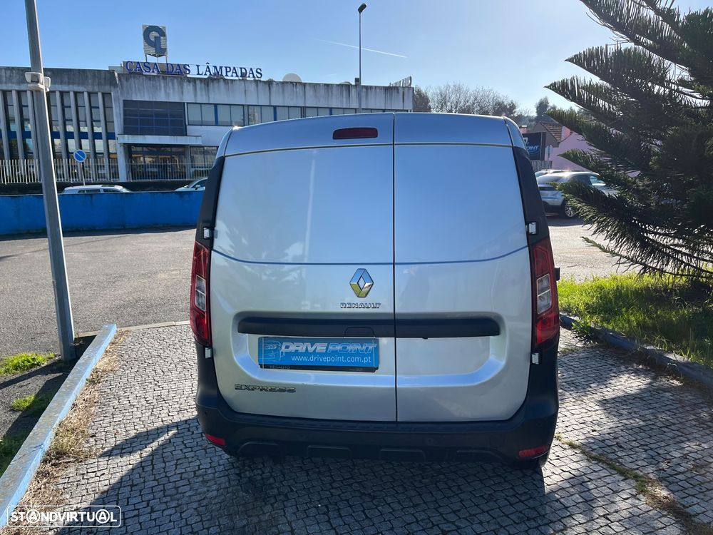 Renault Express 1.5 Blue dCi - 10