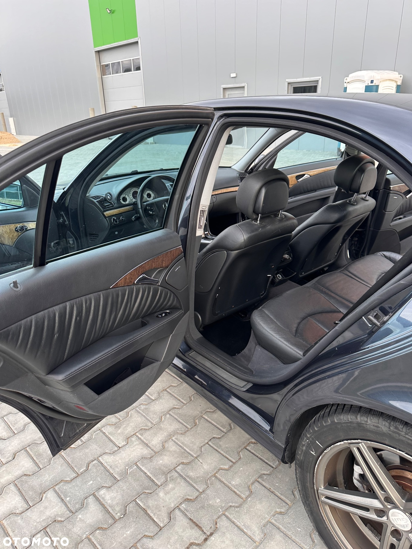 Mercedes-Benz Klasa E 320 CDI Avantgarde - 13