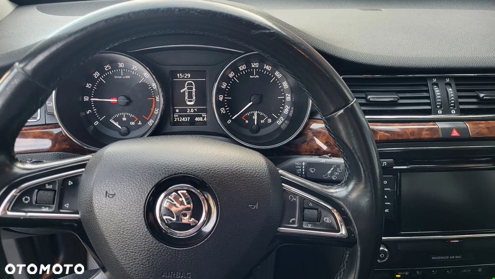 Skoda Superb 2.0 TDI Ambition - 9