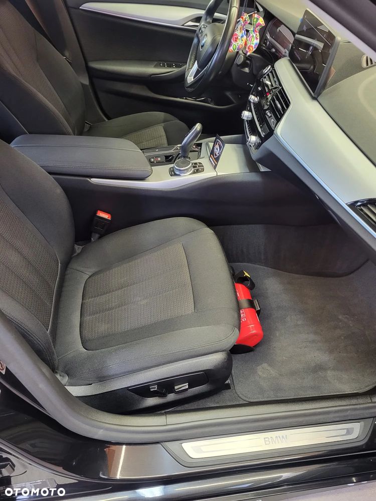 BMW Seria 5 520d - 4