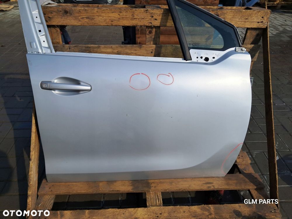 peugeot 208 prawe drzwi przednie - 2