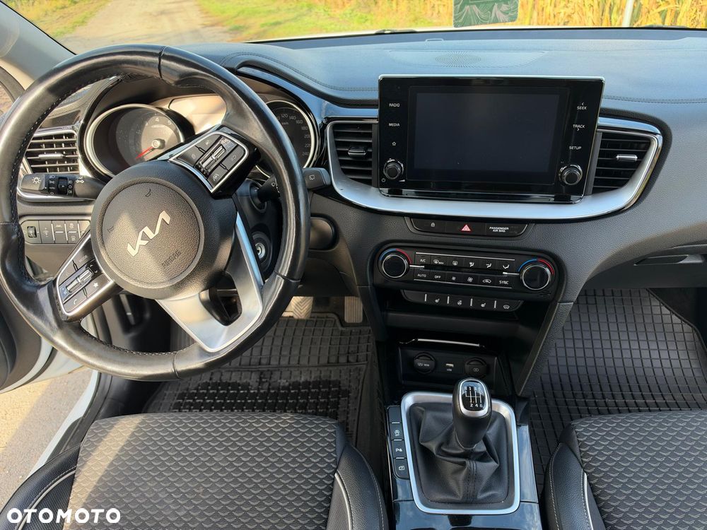 Kia Ceed 1.5 T-GDI L - 14