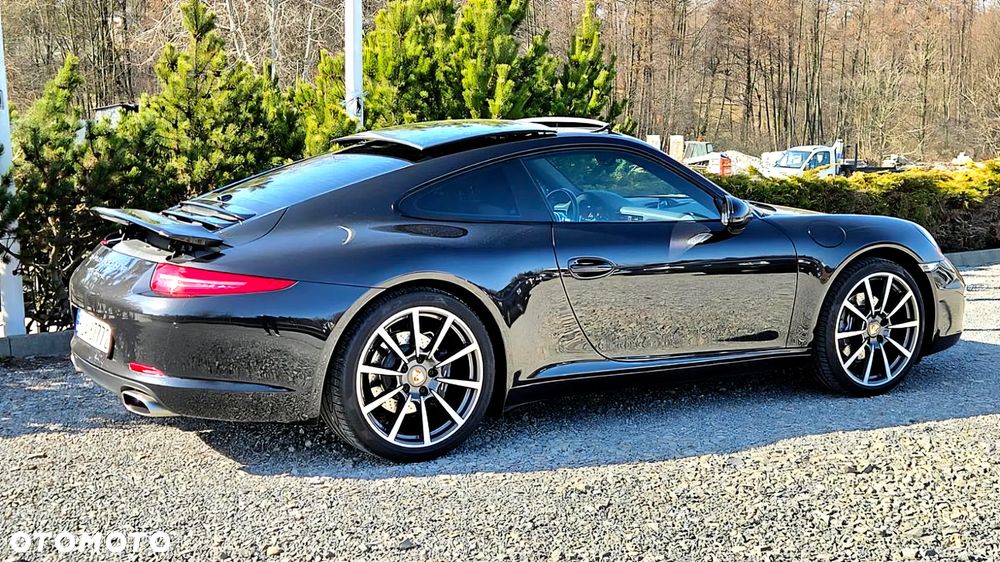 Porsche 911 Carrera PDK Black Edition - 11