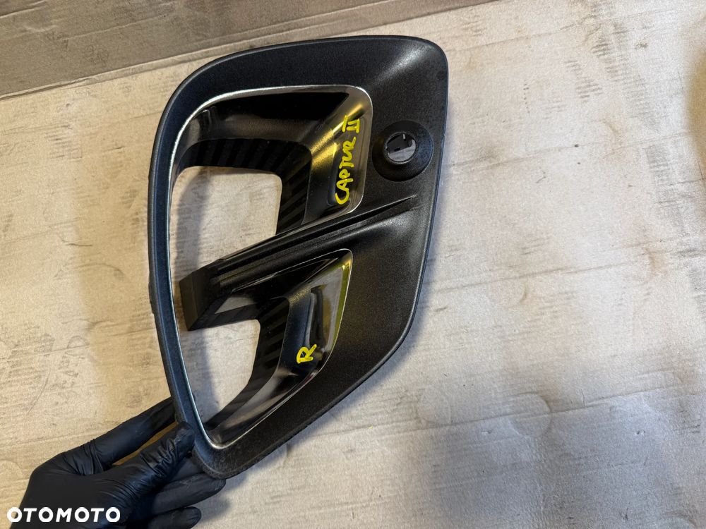 Kratka zderzaka atrapa chrom Renault Captur II prawa 261A21107R lewa 261A31728R OE - 5