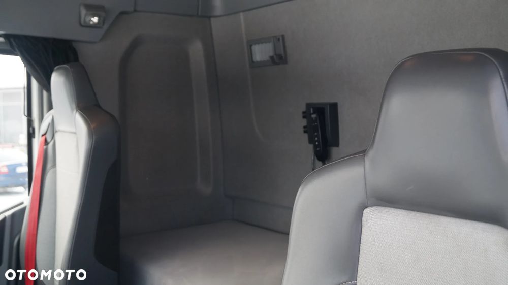 Renault Seria T - 19