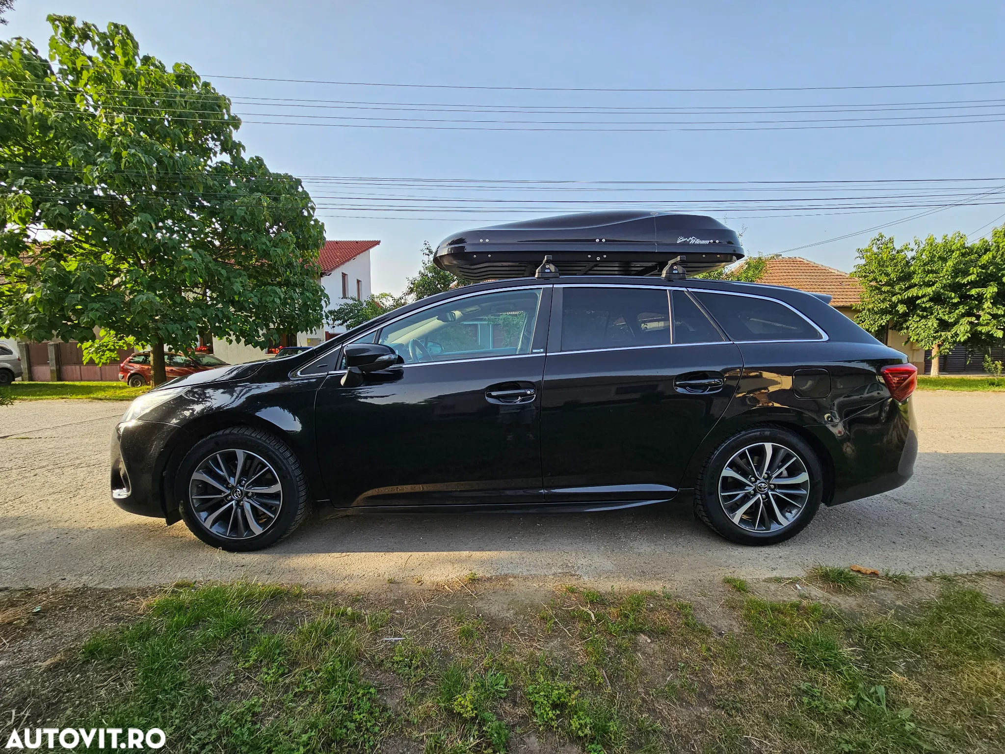 Toyota Avensis 2.0 D-4D Elegance - 14