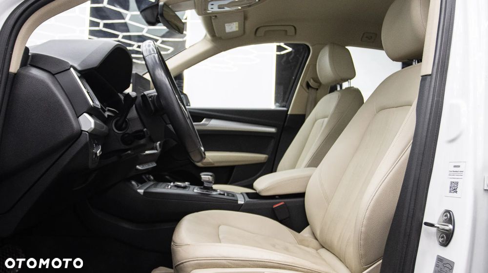 Audi Q5 50 TFSI e Quattro S tronic - 14