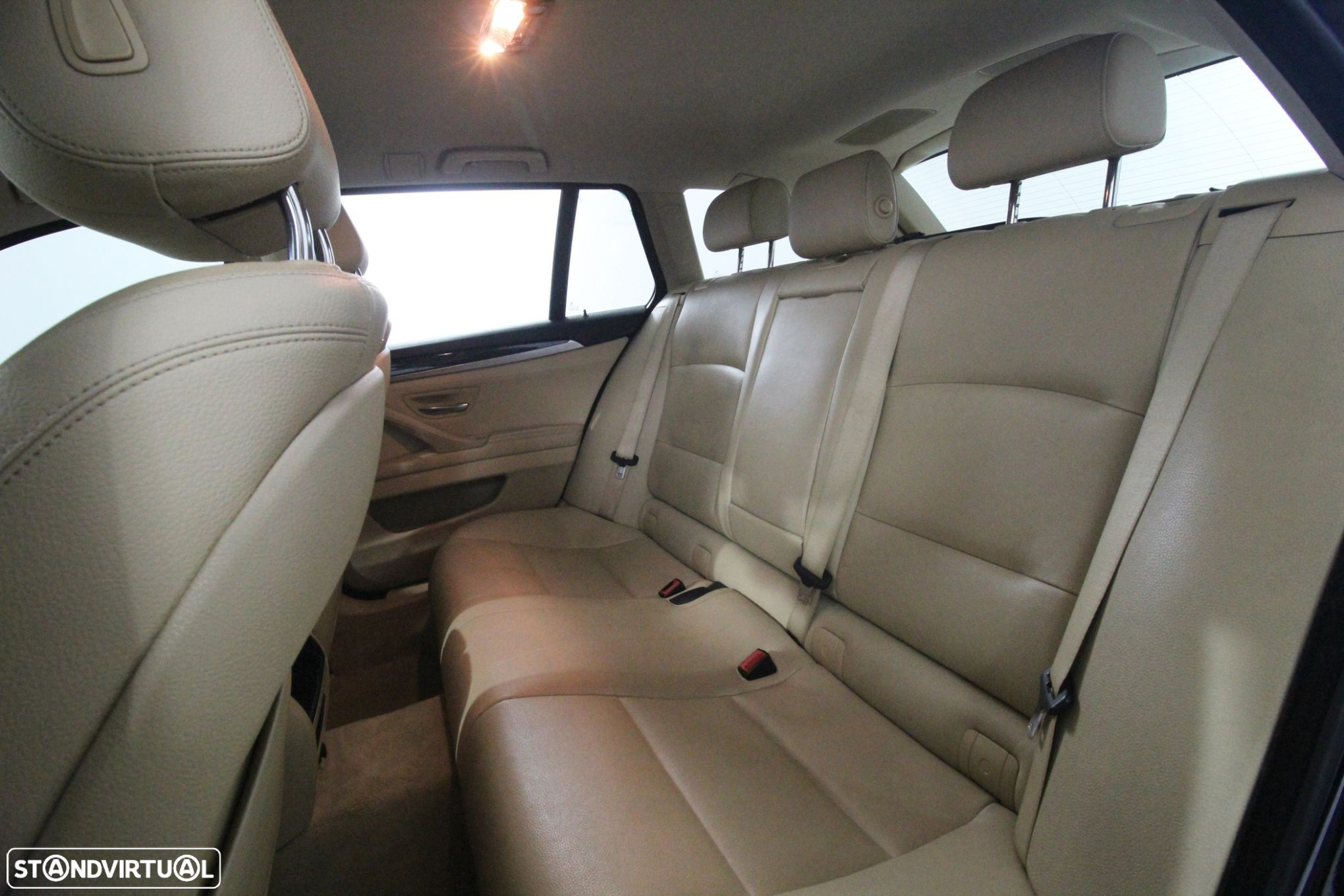 BMW 520 d Auto - 19