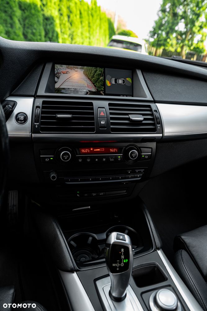 BMW X6 - 30