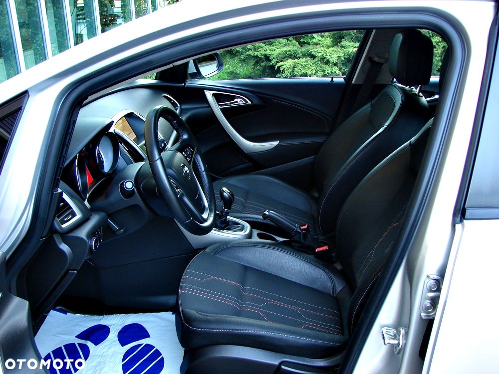 Opel Astra 1.4 Turbo Cosmo - 5