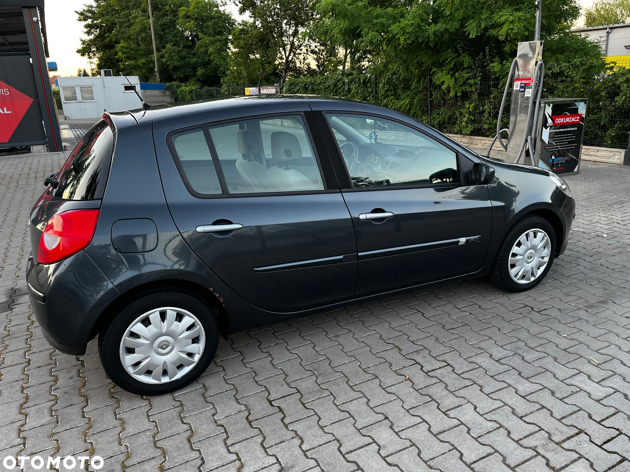 Renault Clio 1.5 dCi Alize - 11