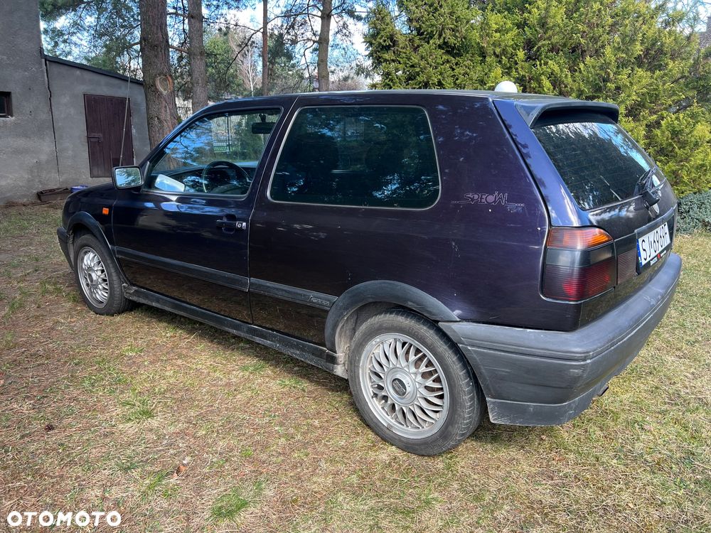 Volkswagen Golf 1.9 GTD TD - 3