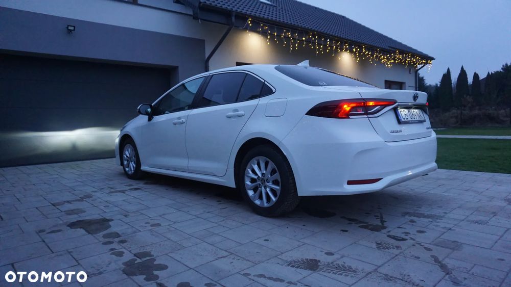 Toyota Corolla 1.8 Hybrid Comfort - 3