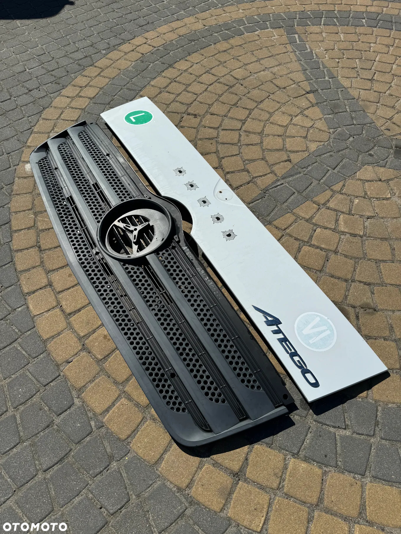 Maska atrapa grill Mercedes Atego Euro 6 - 3