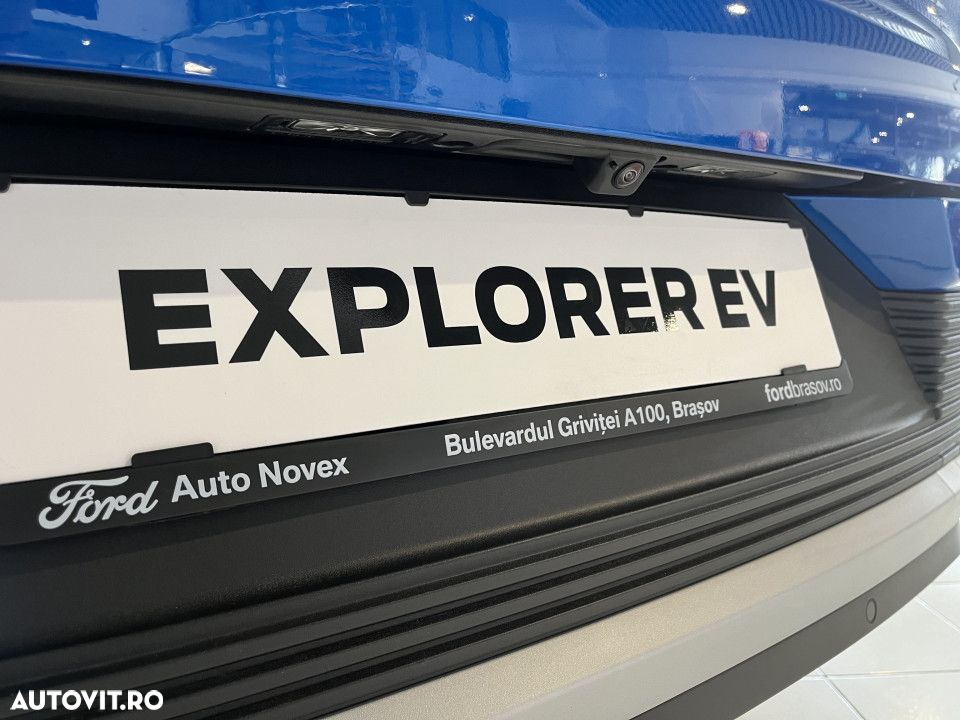Ford Explorer - 10