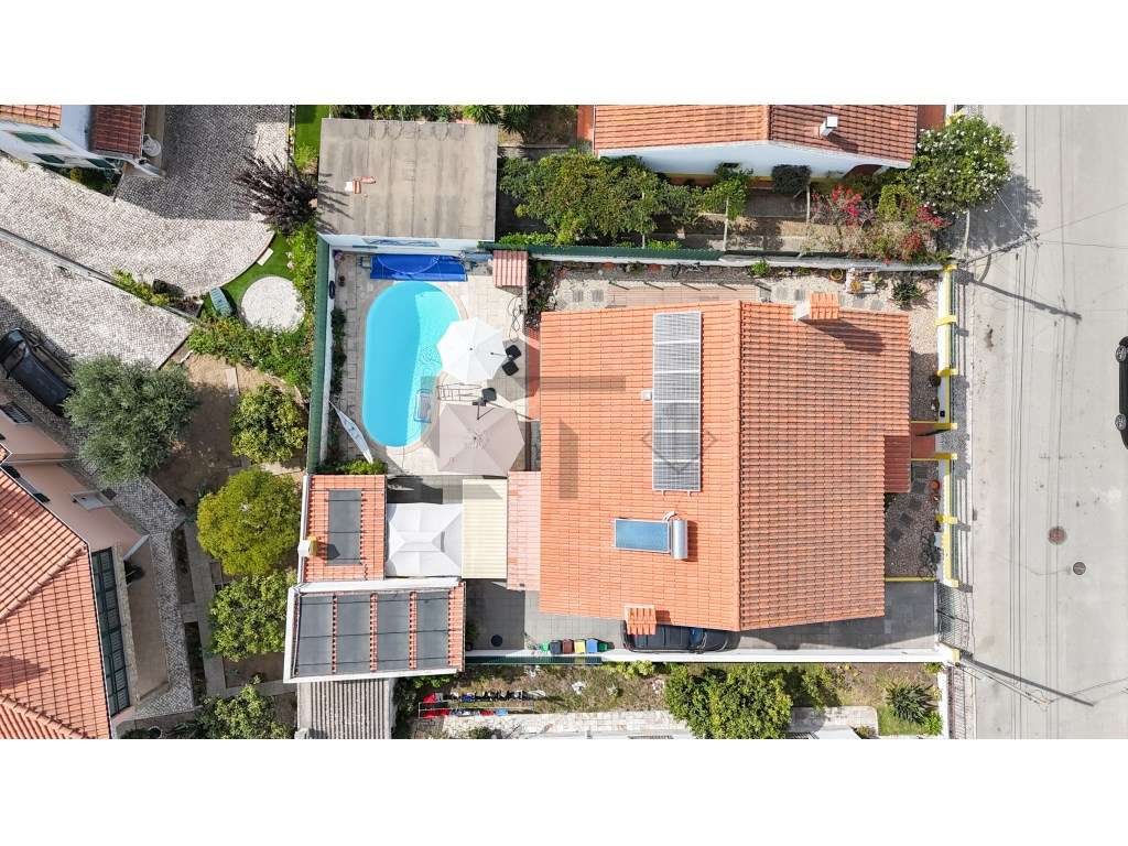 Moradia Isolada T5 com Piscina, para Venda em Palmela - Grande imagem: 3/60