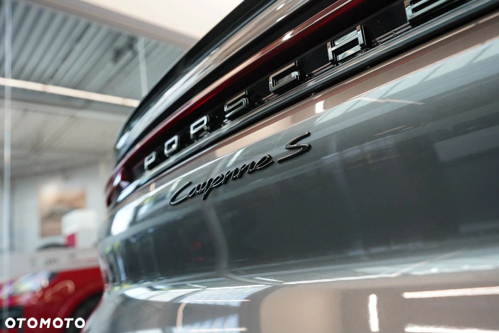 Porsche Cayenne Coupe S - 33